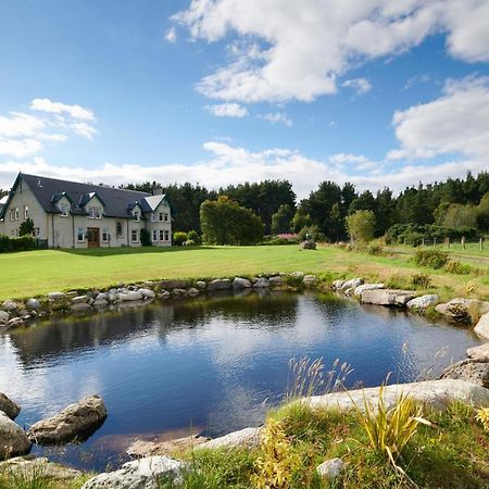 Daviot Lodge Eksteriør billede