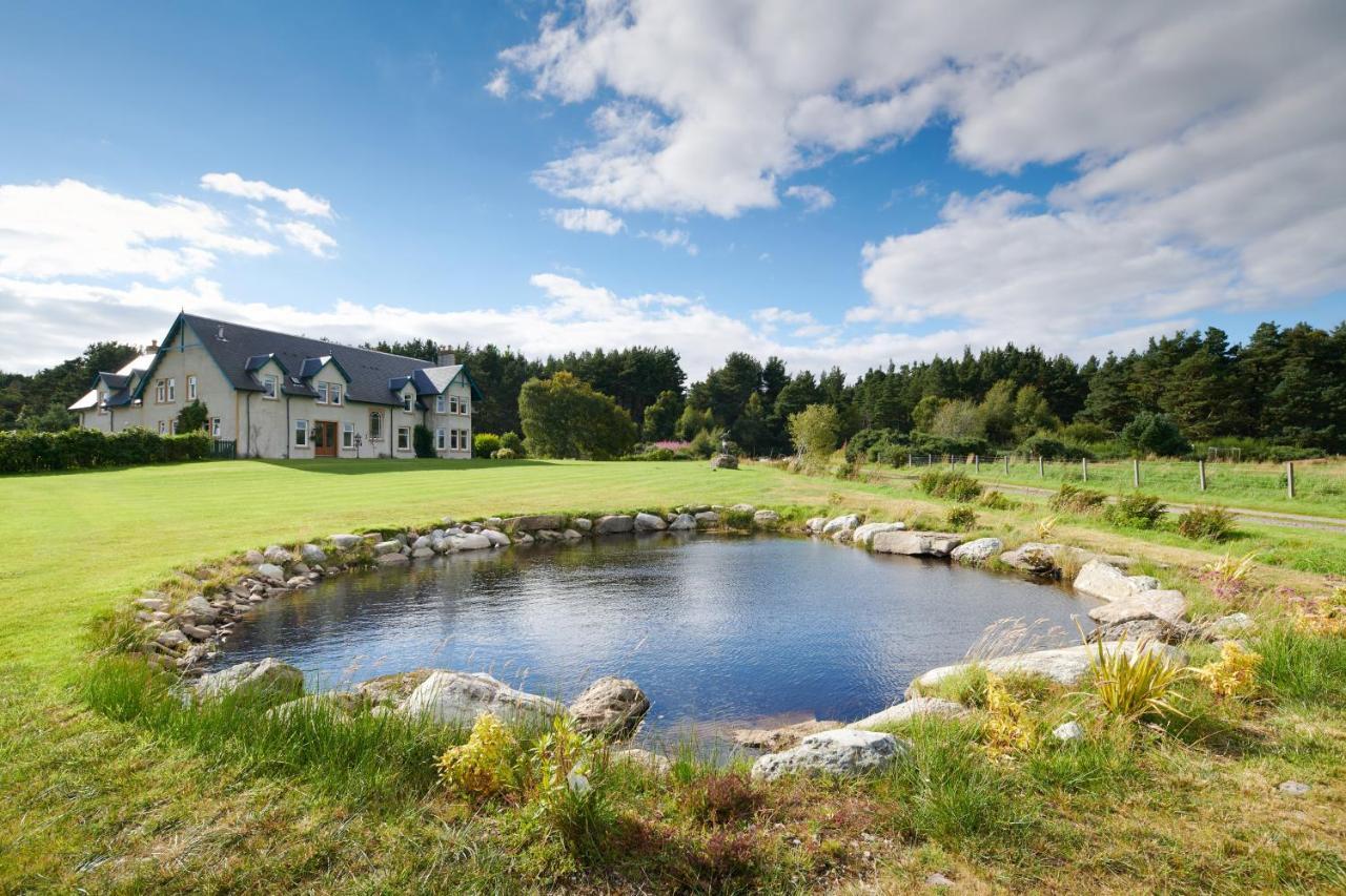 Daviot Lodge Eksteriør billede