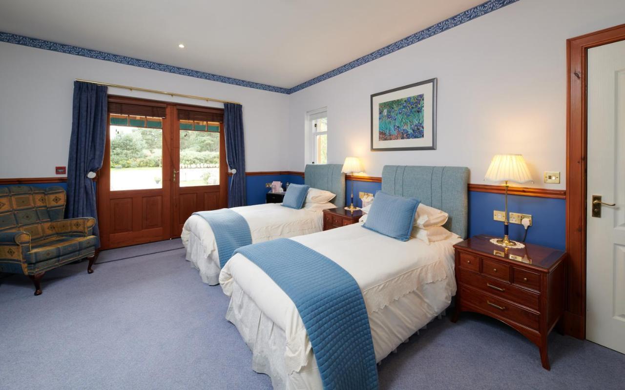 Daviot Lodge Eksteriør billede