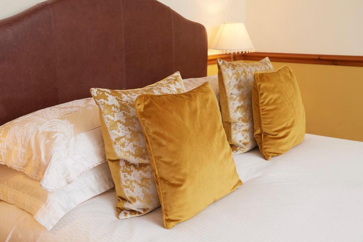 Daviot Lodge Eksteriør billede